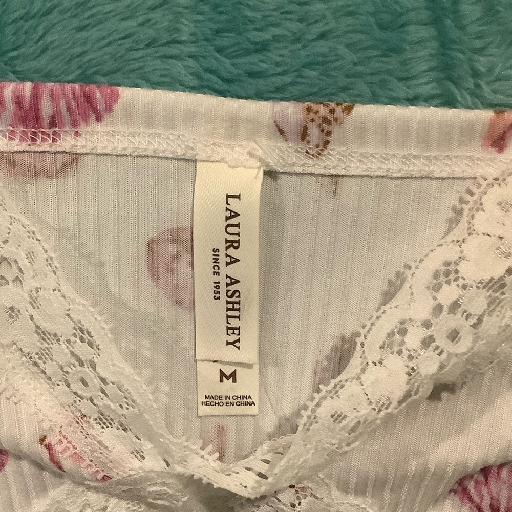 Laura Ashley Womens Pink Seashells Nightgown NWT Size Medium - Picture 5 of 16